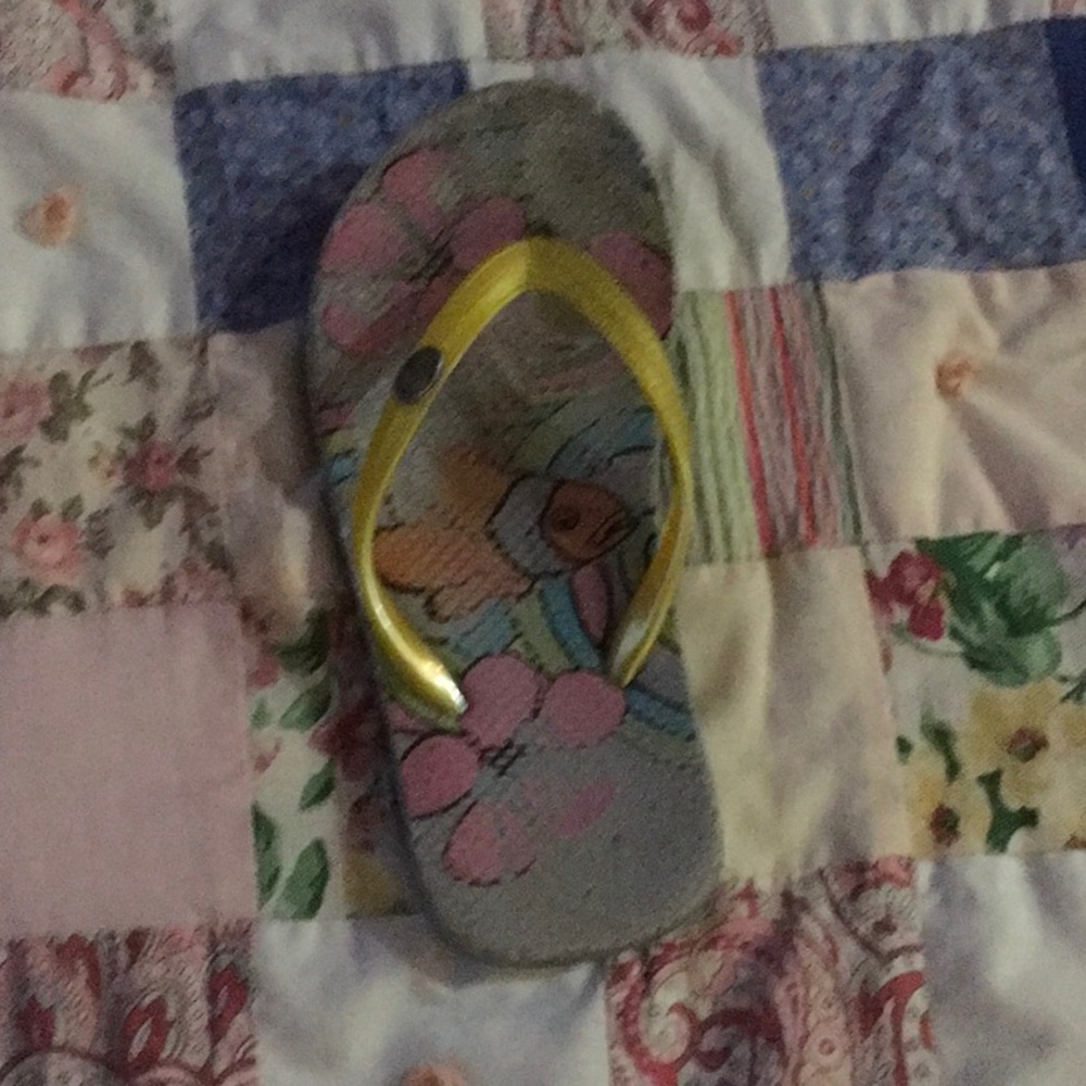 Sandals - Picture 3 of 4
